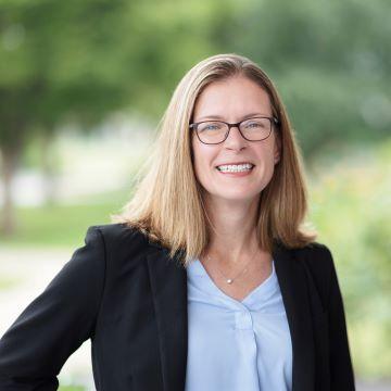 Photo of Ellen Farwell